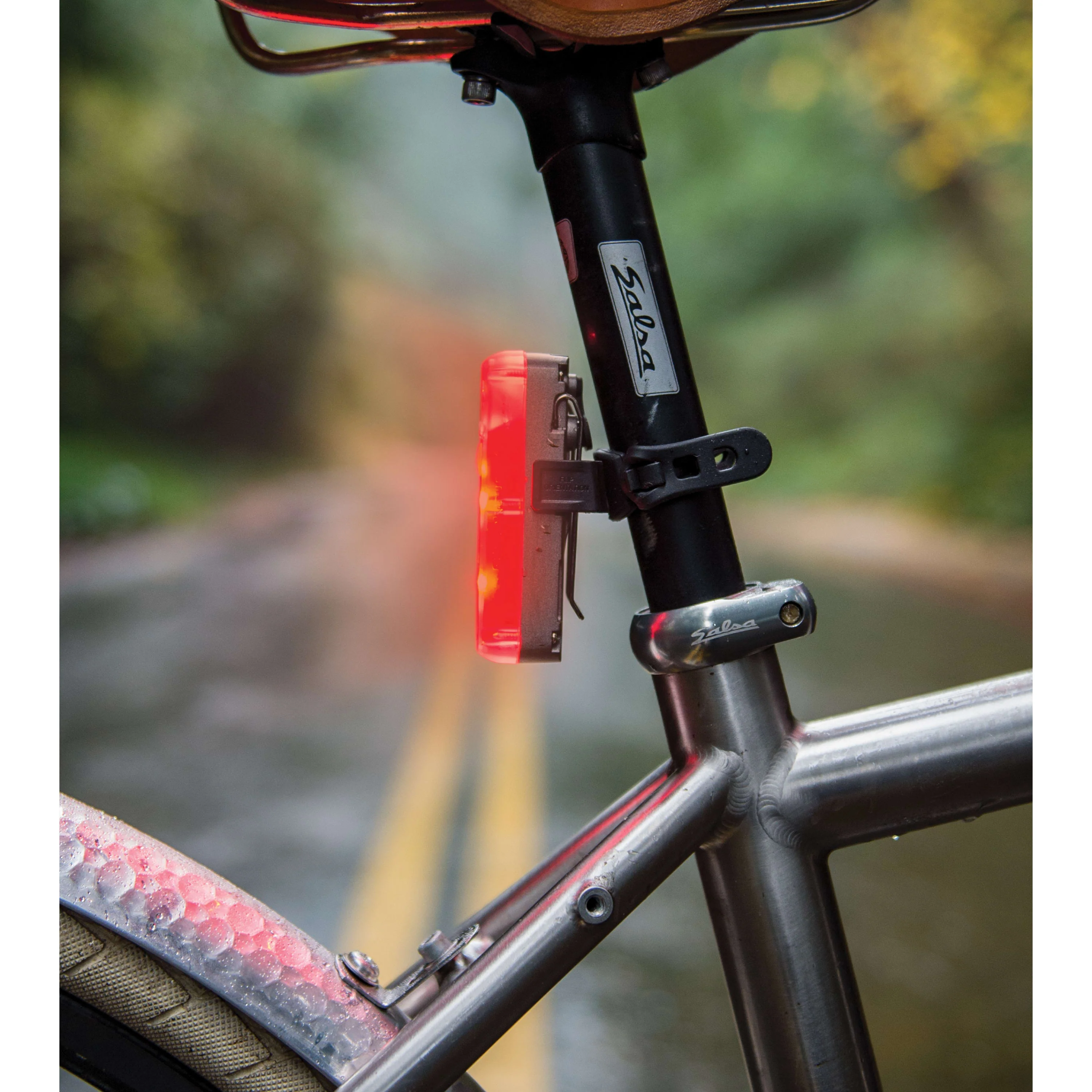 Blackburn 2 Fer XL Usb Light Front 200 OR Rear 40 - Image 4