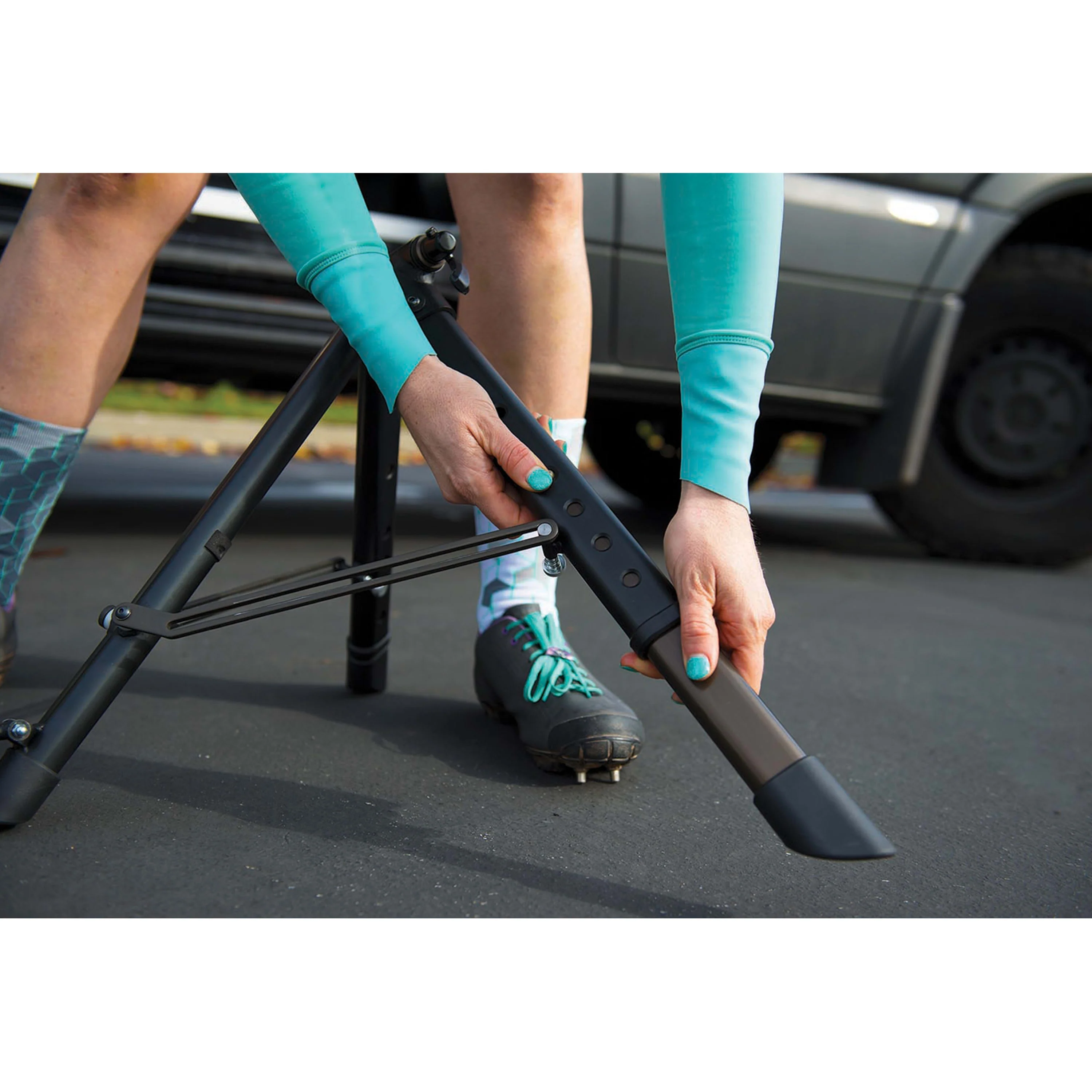 Blackburn Race Day Fluid Trainer - Black - Image 5